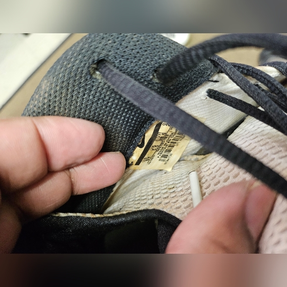 Nike Foamposite 6y - Picture 2 of 7